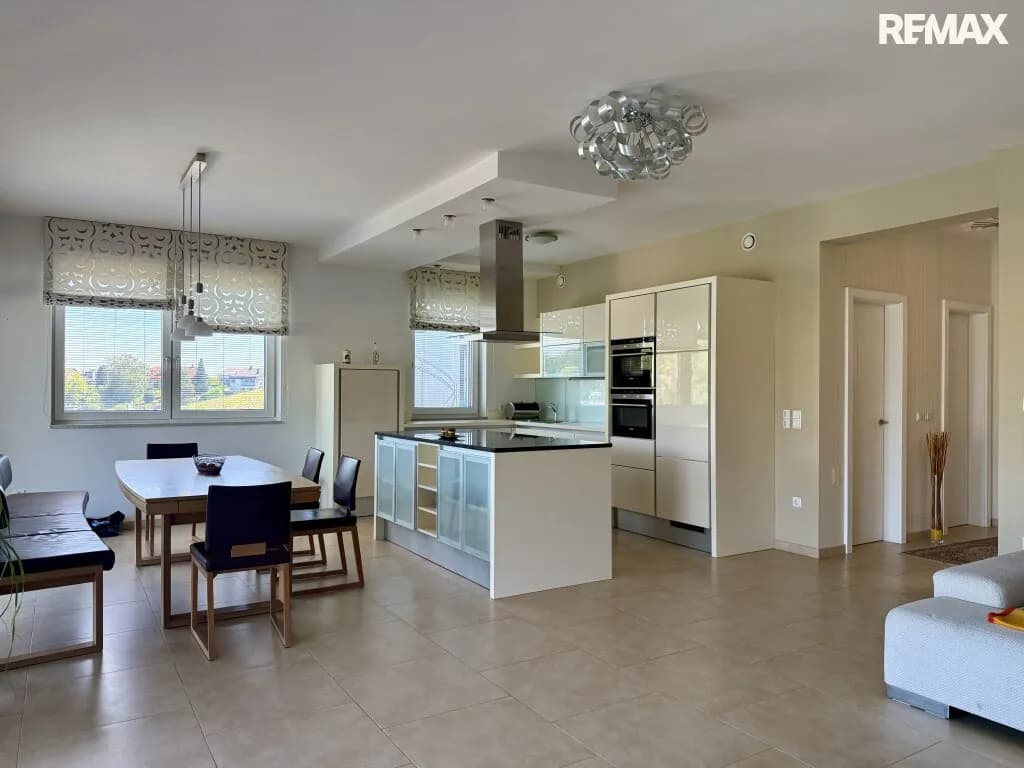 4-Zimmer-Haus kaufen in Mattersburg – 189,28 m², € 559.000 – Bild 3 von 46