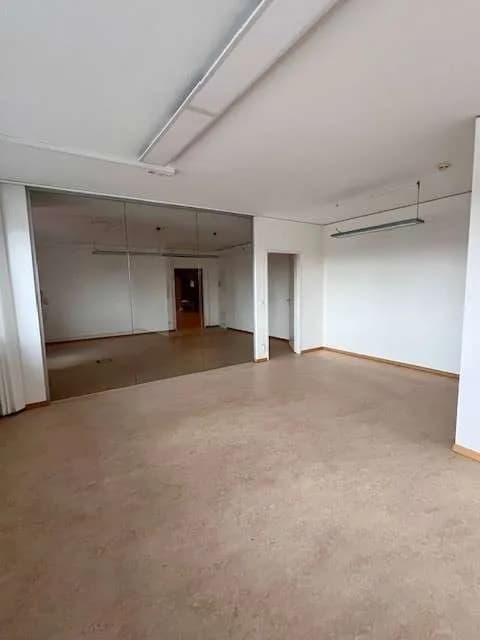 2-Zimmer-Gewerbeimmobilie mieten in Eisenstadt – 60 m², € 776 – Bild 4 von 10