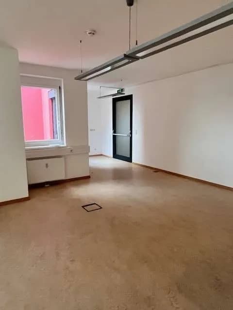 2-Zimmer-Gewerbeimmobilie mieten in Eisenstadt – 60 m², € 776 – Bild 6 von 10