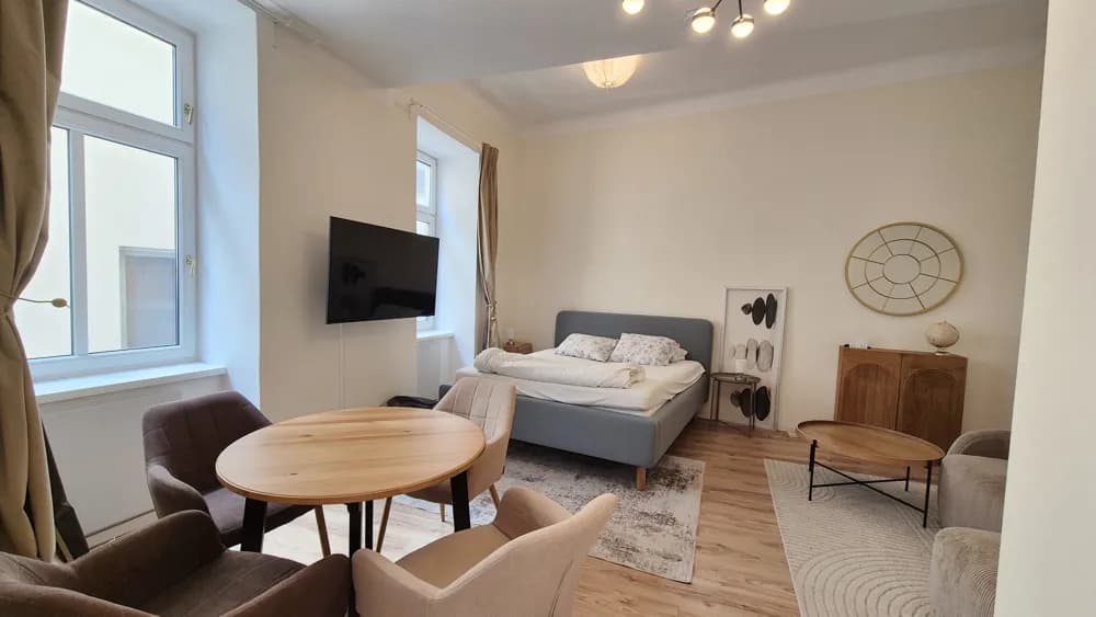 1-Zimmer-Wohnung mieten in Wien – 38 m², € 742 – Bild 2 von 9