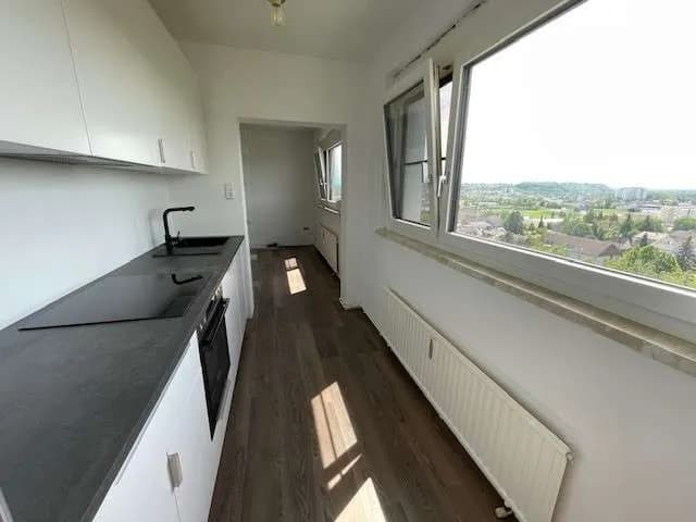 2-Zimmer-Wohnung mieten in Wels – 61 m², € 830 – Bild 2 von 6