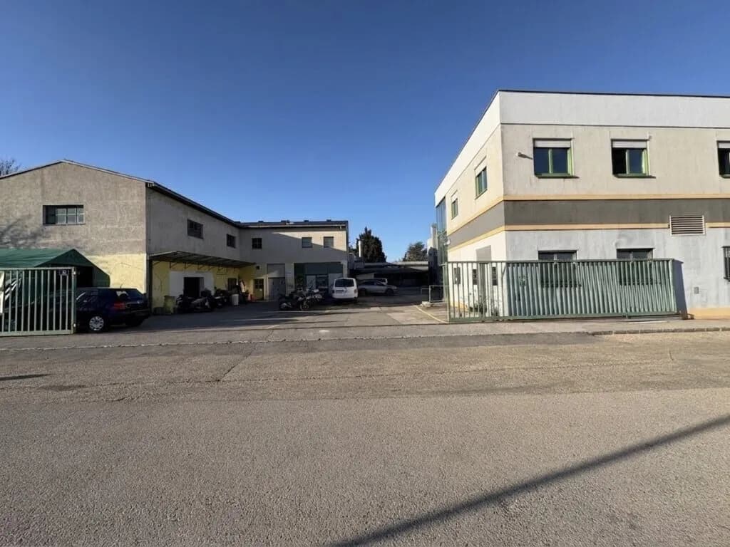 Gewerbeimmobilie kaufen in Mödling – 2 419 m², € 3.199.000