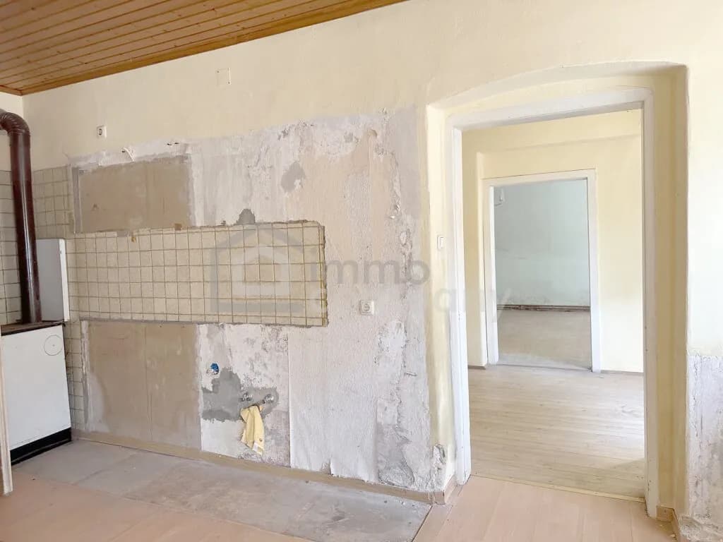 5-Zimmer-Haus kaufen in Baden – 251 m², € 145.000 – Bild 13 von 16