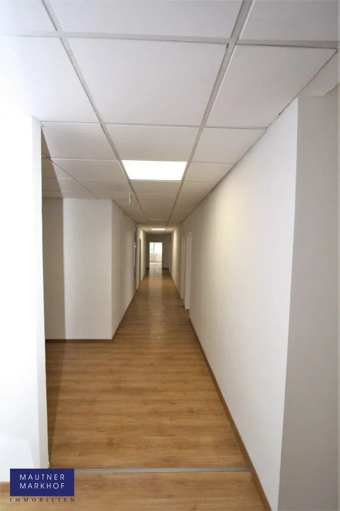 12-Zimmer-Gewerbeimmobilie mieten in Wien – 606 m², € 8.769 – Bild 16 von 19