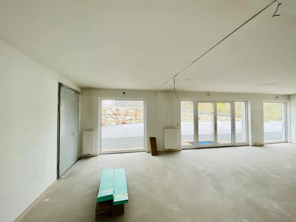 1-Zimmer-Gewerbeimmobilie mieten in Weiz – 105 m², € 630 – Bild 2 von 6