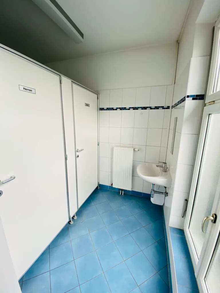 1-Zimmer-Gewerbeimmobilie mieten in Weiz – 105 m², € 630 – Bild 3 von 6