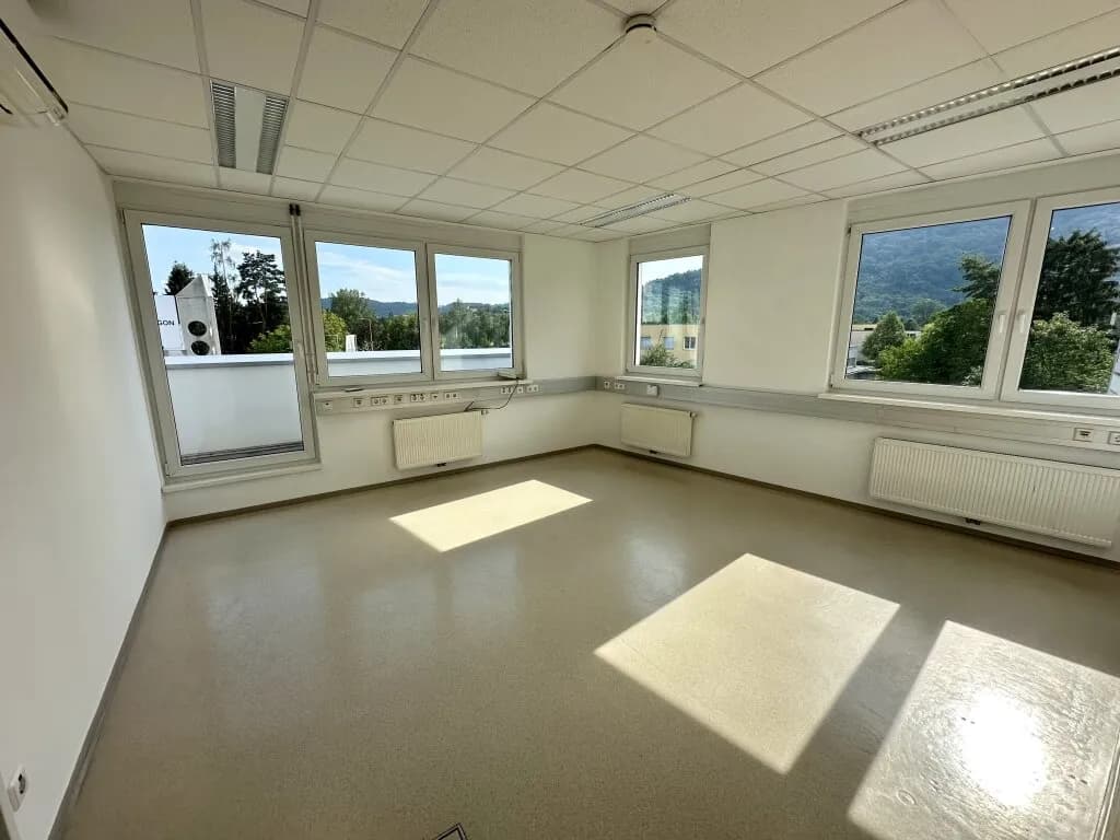 3-Zimmer-Gewerbeimmobilie mieten in Graz – 93 m², € 9 – Bild 3 von 13