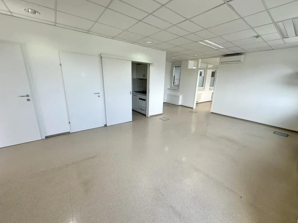 3-Zimmer-Gewerbeimmobilie mieten in Graz – 93 m², € 9 – Bild 5 von 13