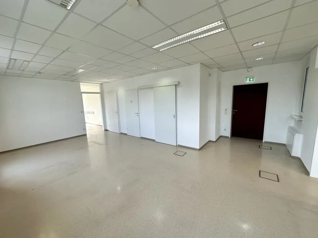 3-Zimmer-Gewerbeimmobilie mieten in Graz – 93 m², € 9 – Bild 8 von 13