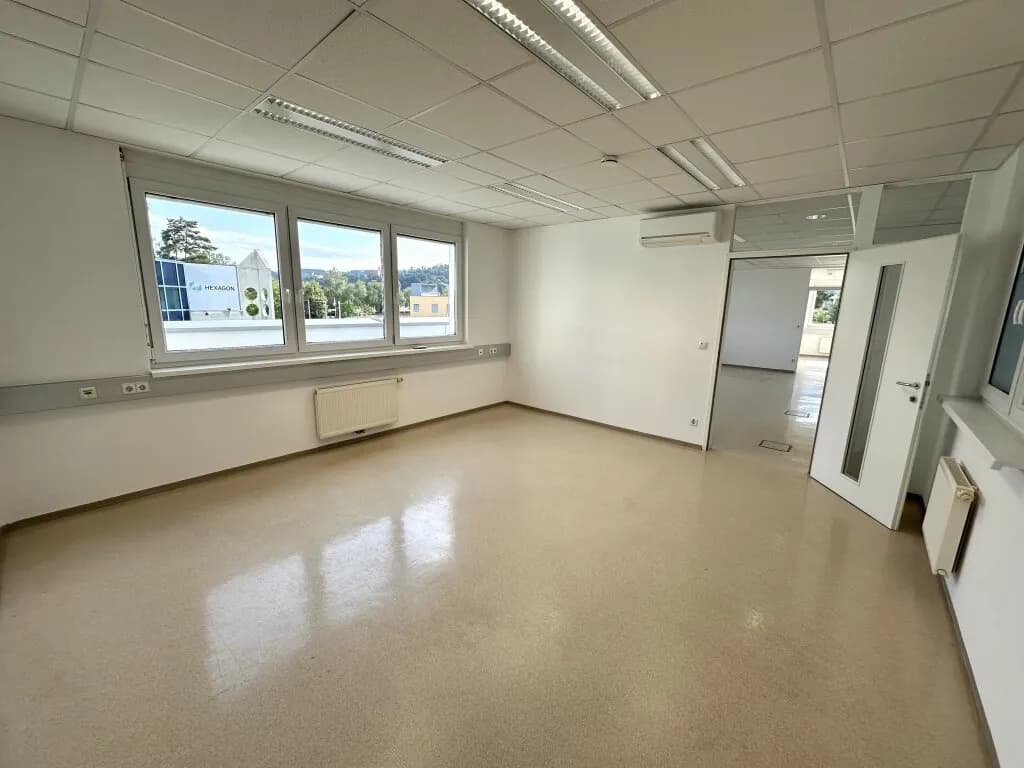 3-Zimmer-Gewerbeimmobilie mieten in Graz – 93 m², € 9 – Bild 9 von 13