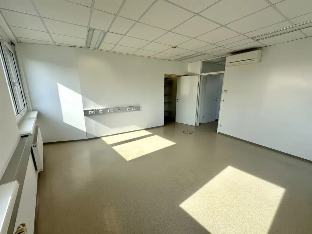 3-Zimmer-Gewerbeimmobilie mieten in Graz – 93 m², € 9 – Bild 10 von 13