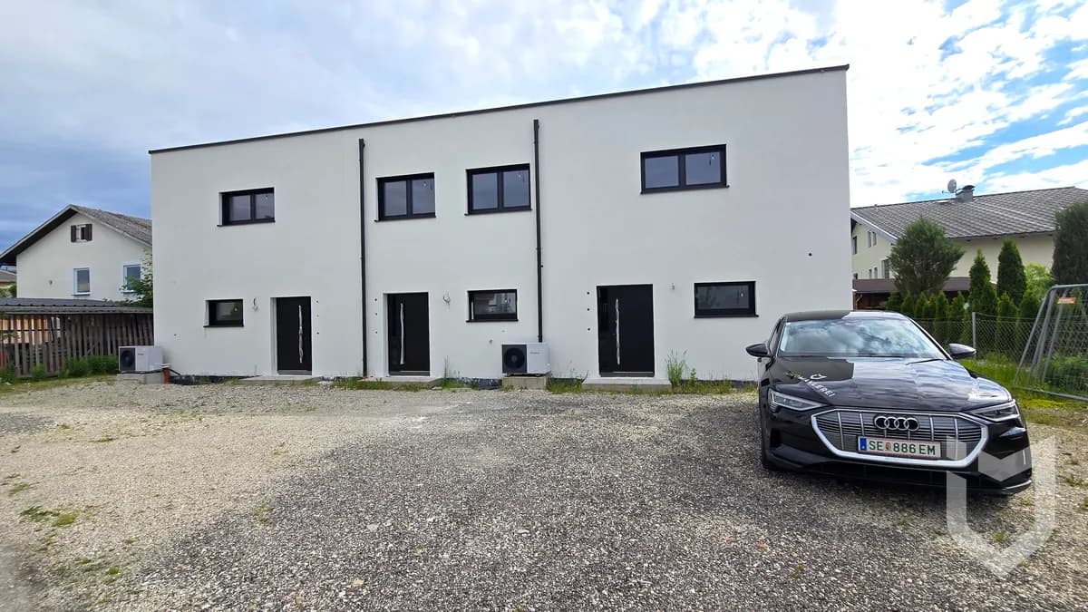 Haus kaufen in Vöcklabruck – 125 m², € 409.000 – Bild 2 von 9