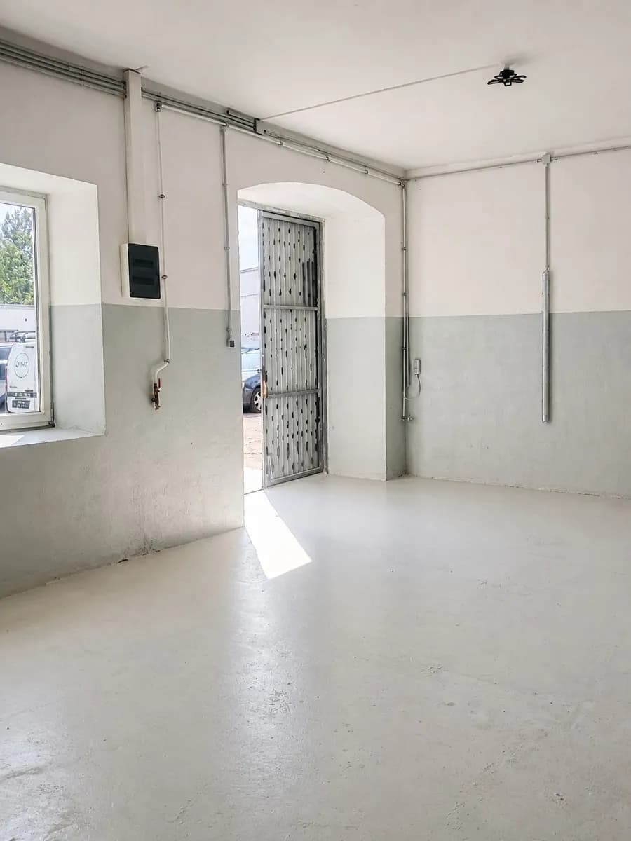 Gewerbeimmobilie mieten in Wiener Neustadt Land – 97 m², € 899 – Bild 7 von 9