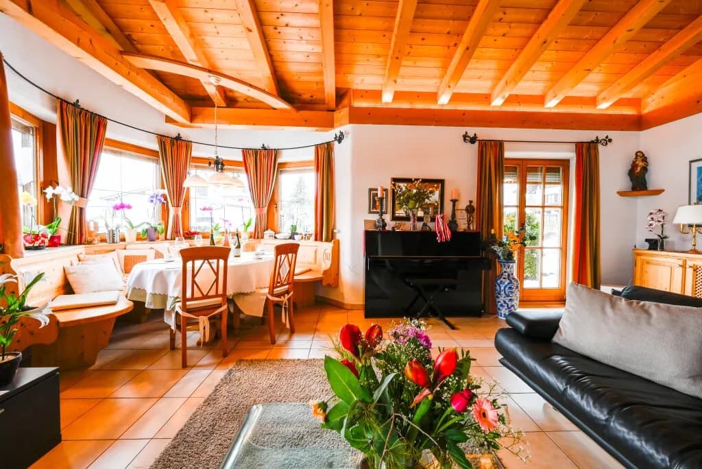4-Zimmer-Haus kaufen in Kitzbühel – 300 m², € 1.290.000 – Bild 3 von 15