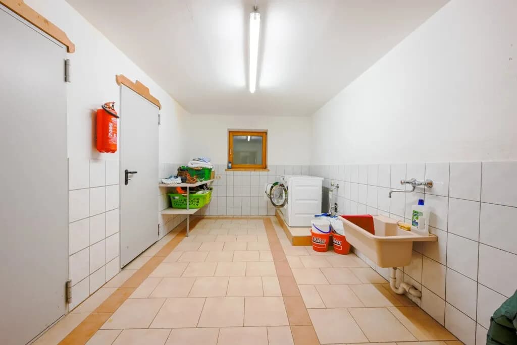 4-Zimmer-Haus kaufen in Kitzbühel – 300 m², € 1.290.000 – Bild 15 von 15