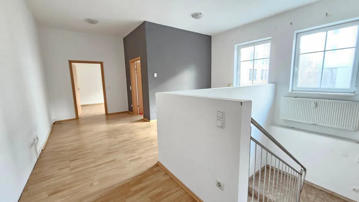 3-Zimmer-Gewerbeimmobilie mieten in Steyr – 97 m², € 809 – Bild 2 von 11