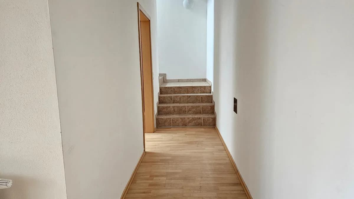 3-Zimmer-Gewerbeimmobilie mieten in Steyr – 97 m², € 809 – Bild 3 von 11