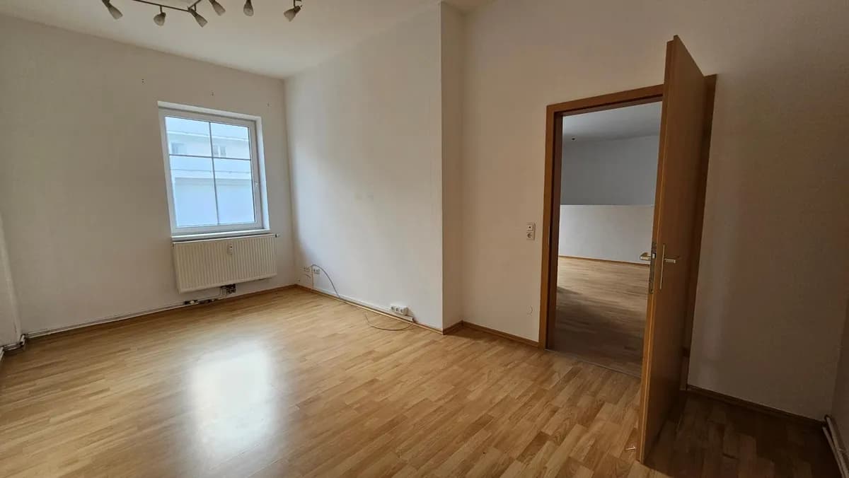 3-Zimmer-Gewerbeimmobilie mieten in Steyr – 97 m², € 809 – Bild 8 von 11