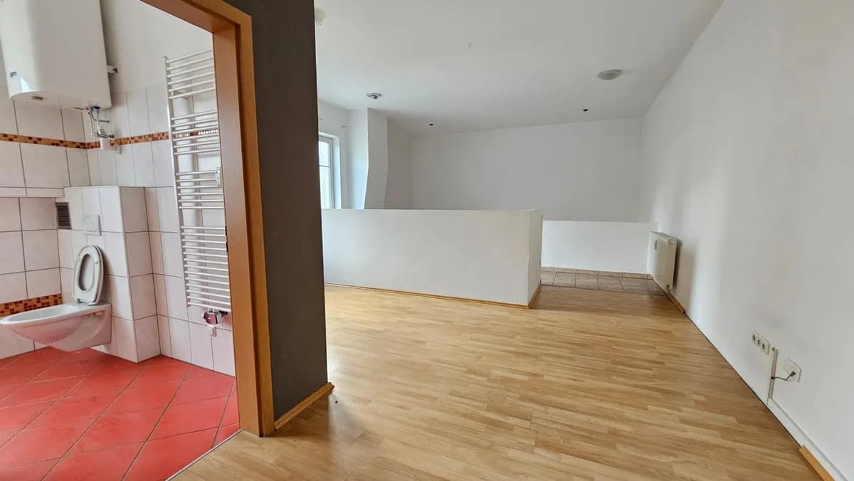 3-Zimmer-Gewerbeimmobilie mieten in Steyr – 97 m², € 809 – Bild 9 von 11