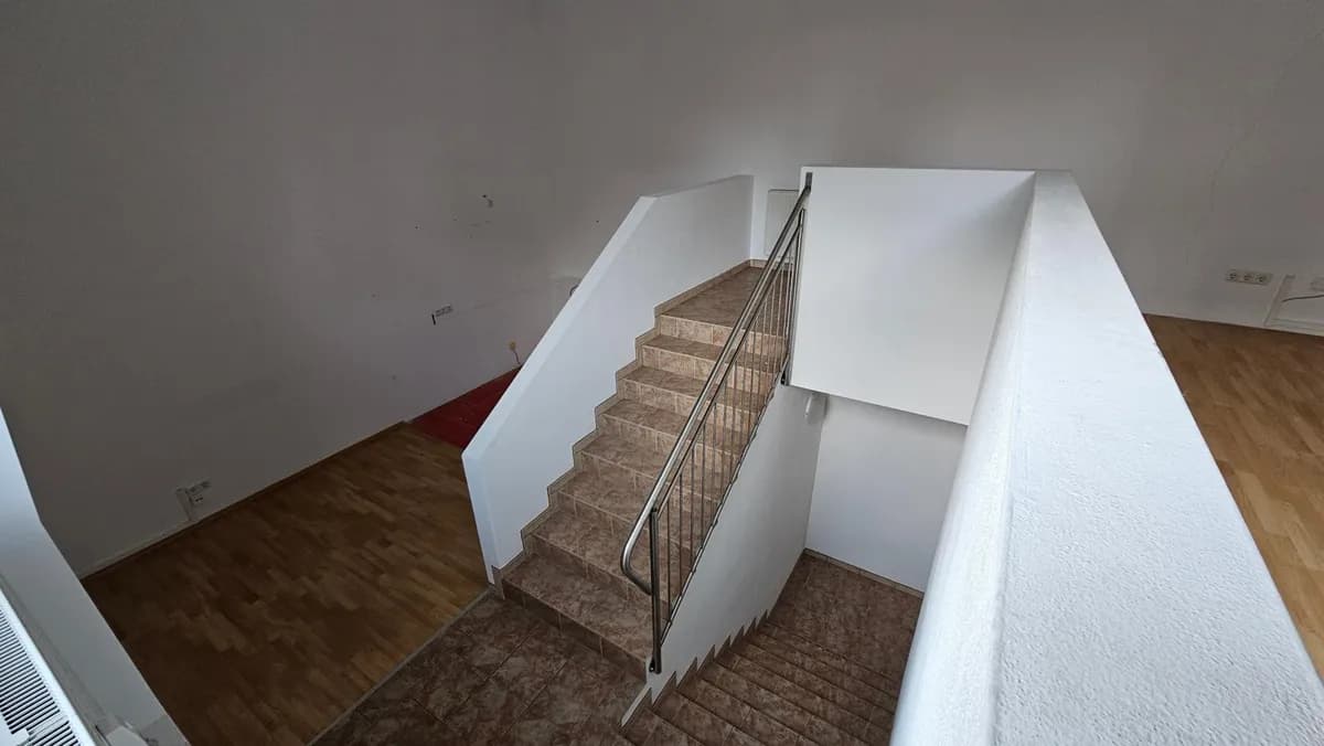3-Zimmer-Gewerbeimmobilie mieten in Steyr – 97 m², € 809 – Bild 11 von 11