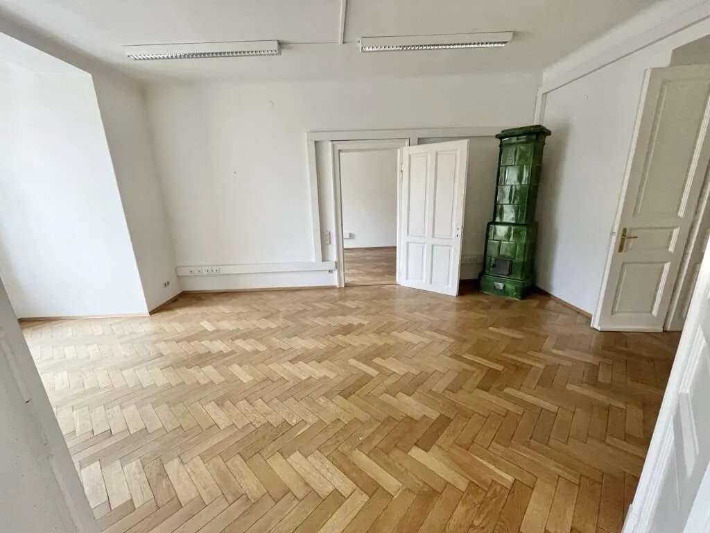 8-Zimmer-Wohnung mieten in Graz – 208 m², € 2.654 – Bild 4 von 18