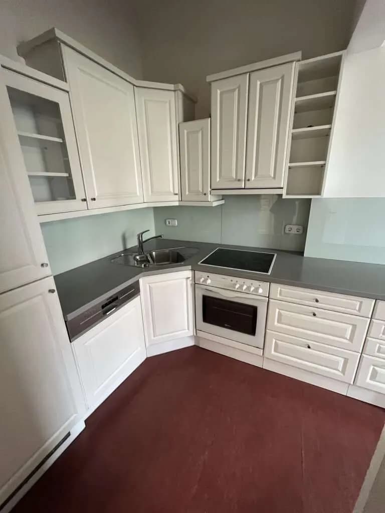 8-Zimmer-Wohnung mieten in Graz – 208 m², € 2.654 – Bild 11 von 18