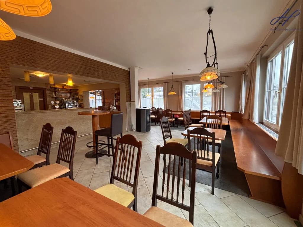 Gewerbeimmobilie mieten in Wiener Neustadt Land – 128 m², € 2.300 – Bild 2 von 13