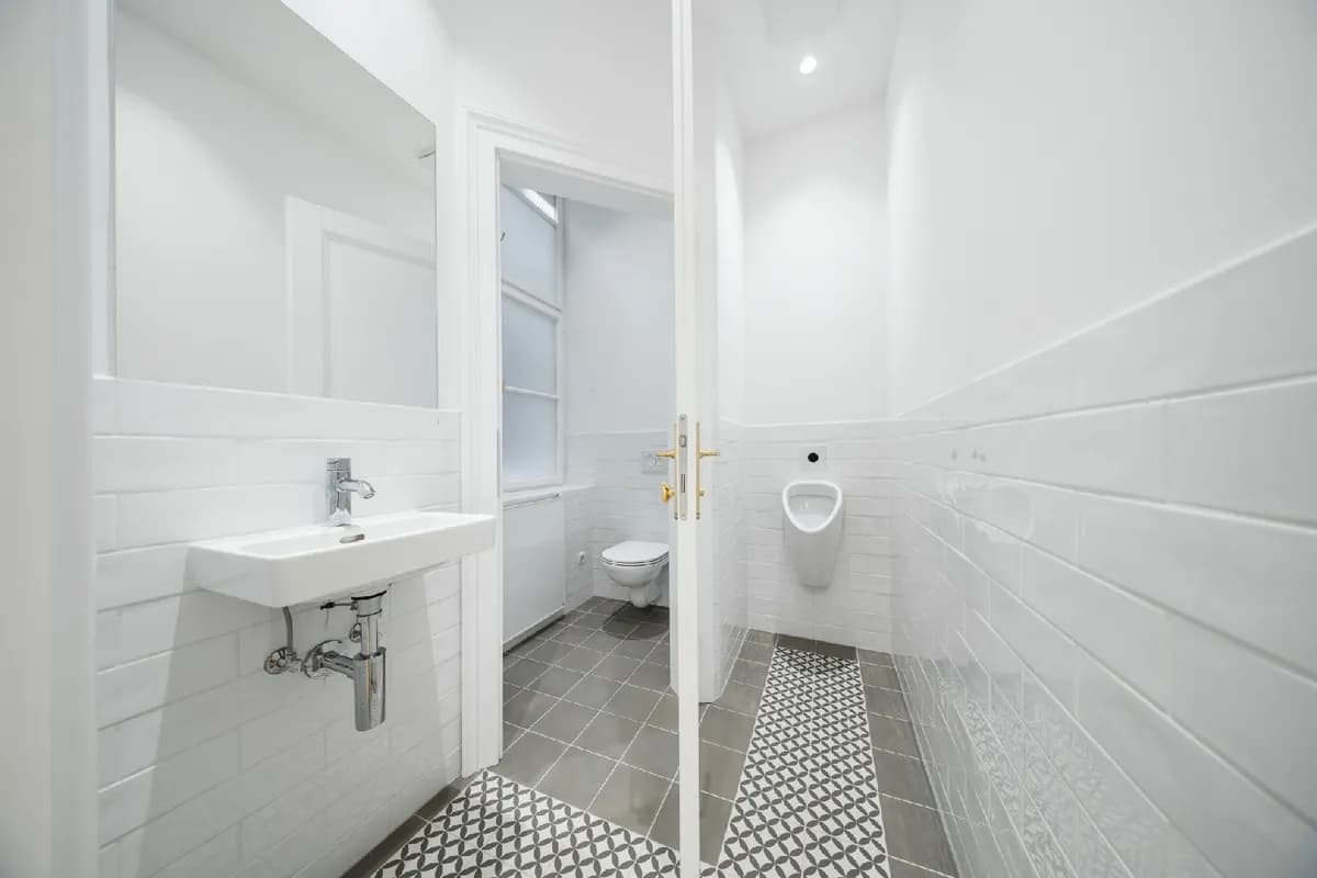 12-Zimmer-Gewerbeimmobilie mieten in Wien – 270 m², € 6.761 – Bild 24 von 30