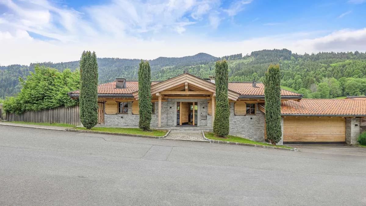 6-Zimmer-Immobilie kaufen in Kitzbühel – 249,2 m², € 4.450.000 – Bild 32 von 33