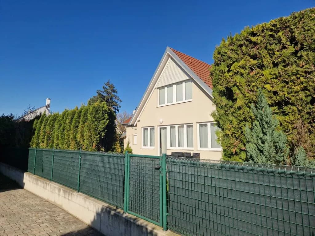 7-Zimmer-Haus mieten in Wien – 194,28 m², € 4.390