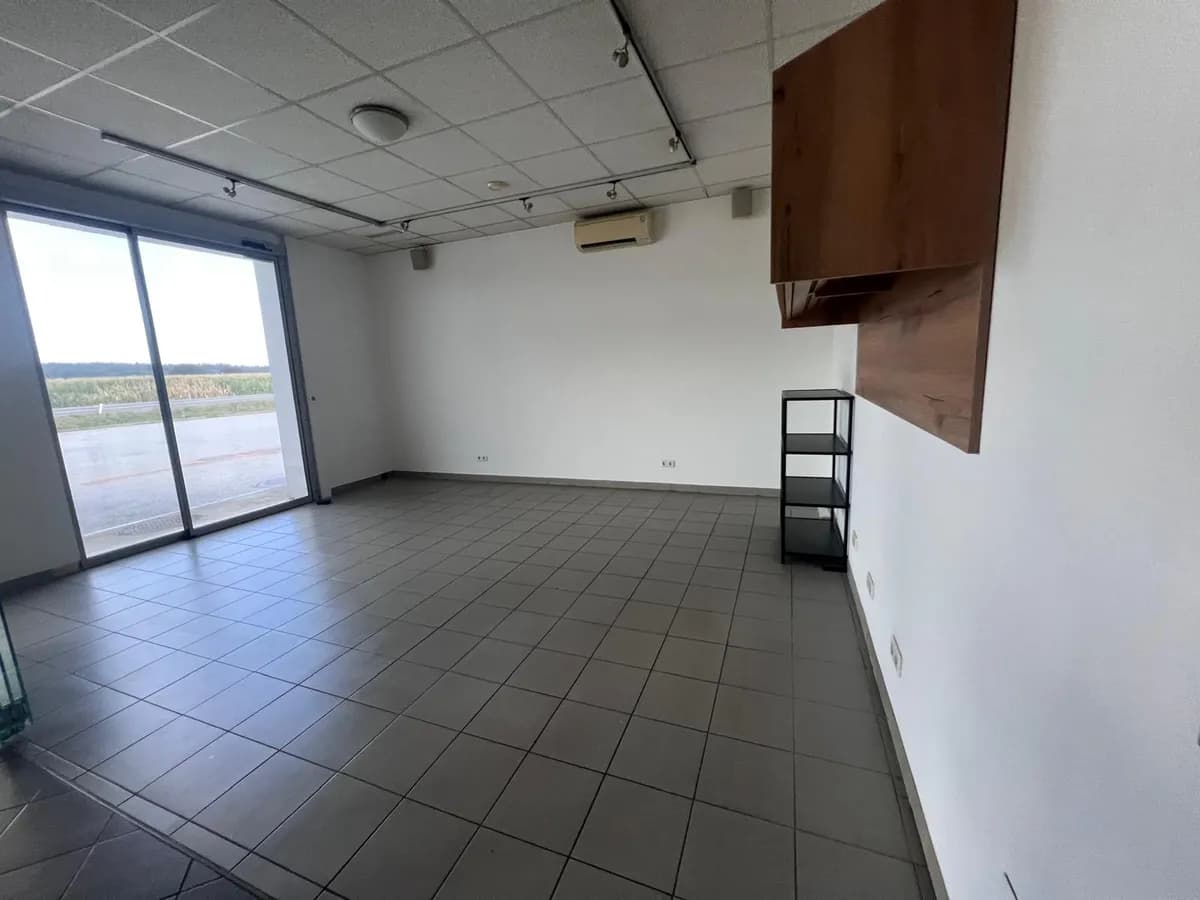 Gewerbeimmobilie mieten in Hartberg-Fürstenfeld – 103 m², € 250 – Bild 11 von 14