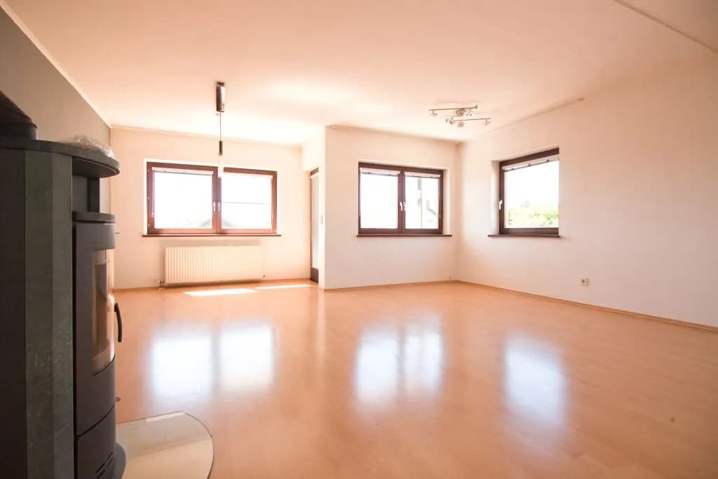 3-Zimmer-Wohnung kaufen in Baden – 111 m², € 280.000