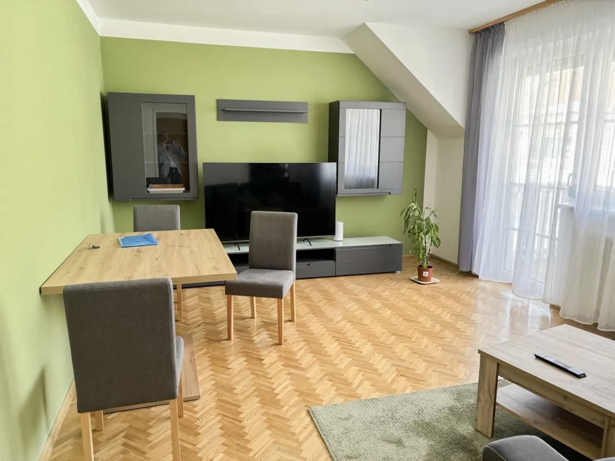 3-Zimmer-Wohnung kaufen in Baden – 65,08 m², € 245.000 – Bild 2 von 11