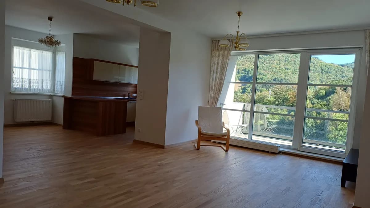 4-Zimmer-Wohnung mieten in Mödling – 106 m², € 2.000