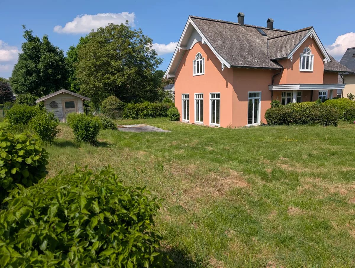 17-Zimmer-Haus mieten in Salzburg-Umgebung – 220 m², € 3.600 – Bild 2 von 54