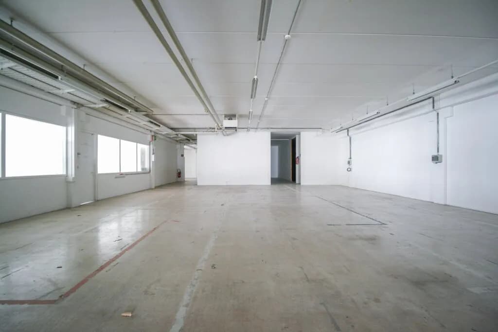 Immobilie mieten in Salzburg-Umgebung – 641 m², € 5.929