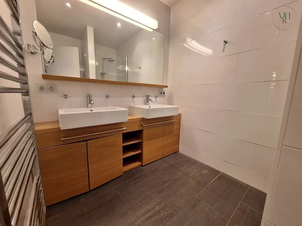 4-Zimmer-Gewerbeimmobilie mieten in Wien – 166 m², € 4.081 – Bild 23 von 28