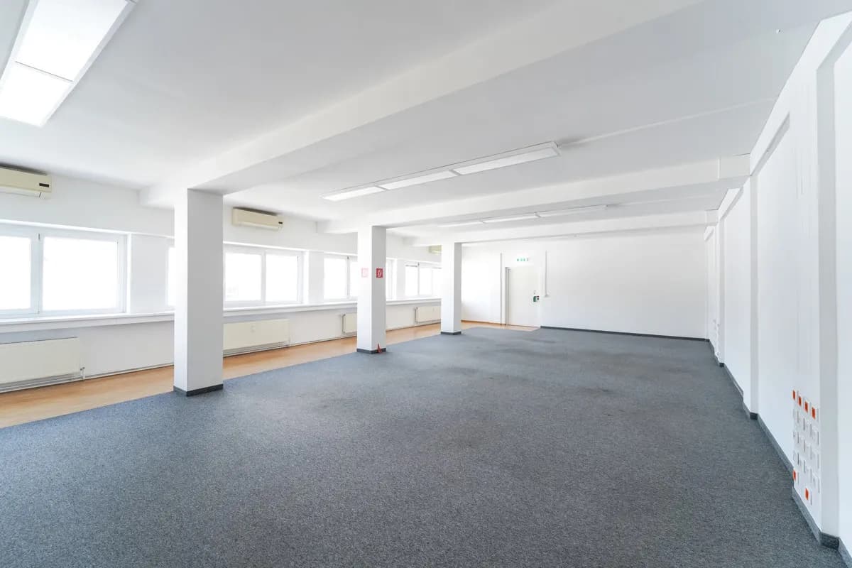 Gewerbeimmobilie mieten in Wien – 902 m², € 7 – Bild 6 von 14