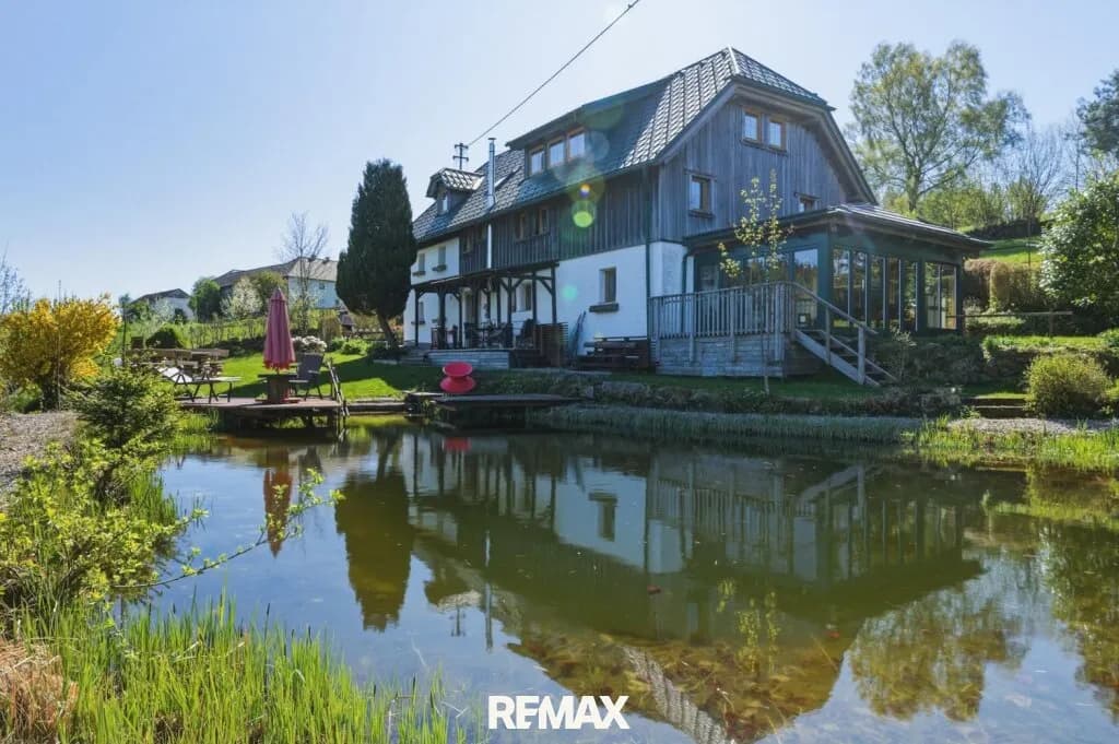 8-Zimmer-Haus kaufen in Urfahr-Umgebung – 257 m², € 650.000 – Bild 2 von 30
