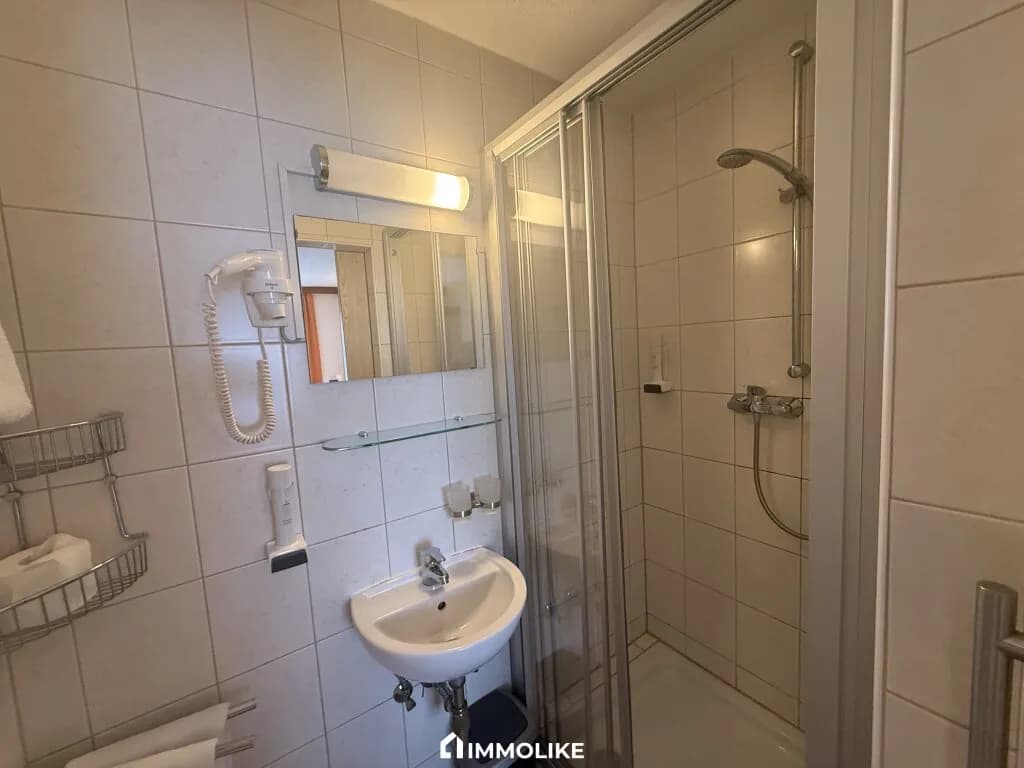 11-Zimmer-Gewerbeimmobilie kaufen in Gmunden – 88,28 m², € 490.000 – Bild 19 von 34