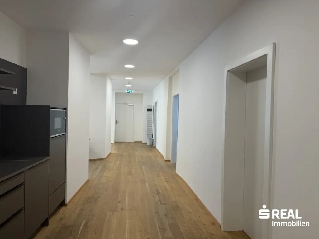 Gewerbeimmobilie mieten in Linz – 251 m², € 3.750 – Bild 12 von 16