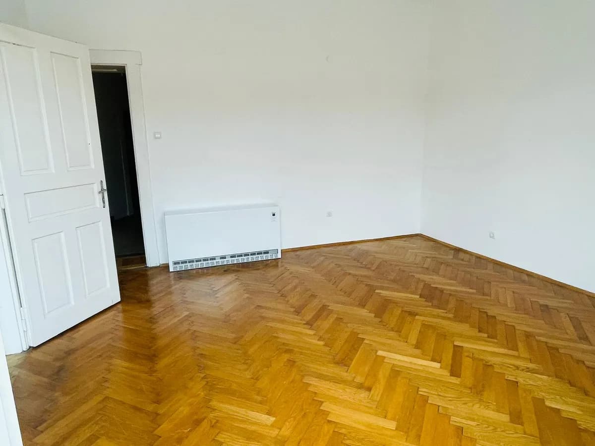 4-Zimmer-Wohnung mieten in Graz – 120 m², € 895 – Bild 7 von 9