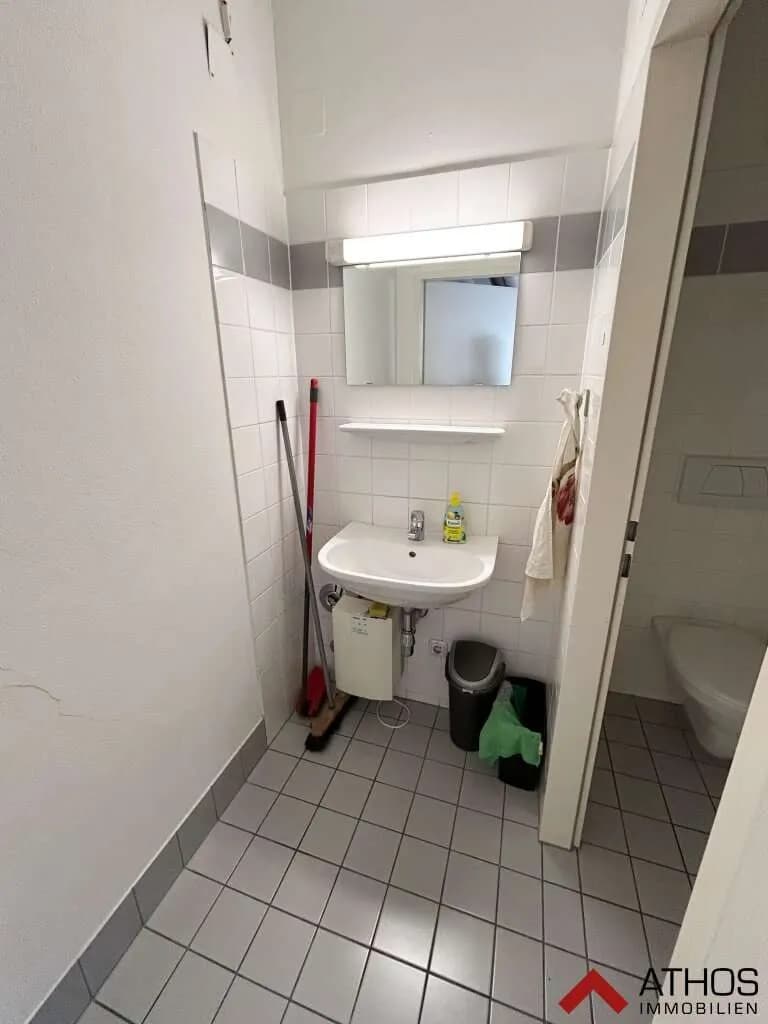 Gewerbeimmobilie mieten in Linz – 61 m², € 608 – Bild 5 von 8