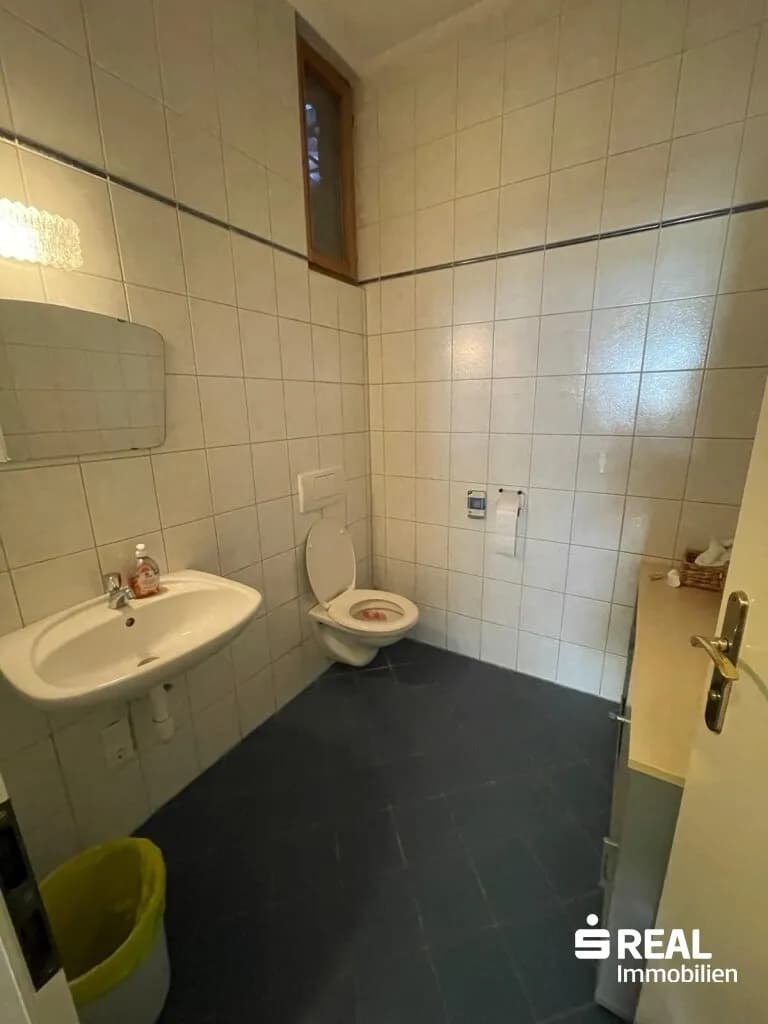 Gewerbeimmobilie mieten in Kitzbühel – 98 m², € 1.180 – Bild 5 von 8