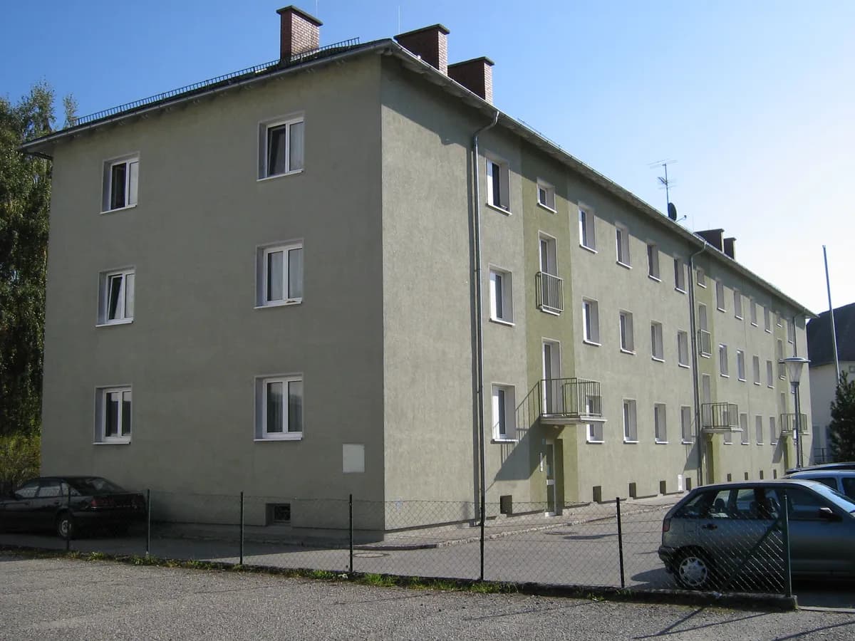 3-Zimmer-Wohnung mieten in Perg – 57,4 m², € 588