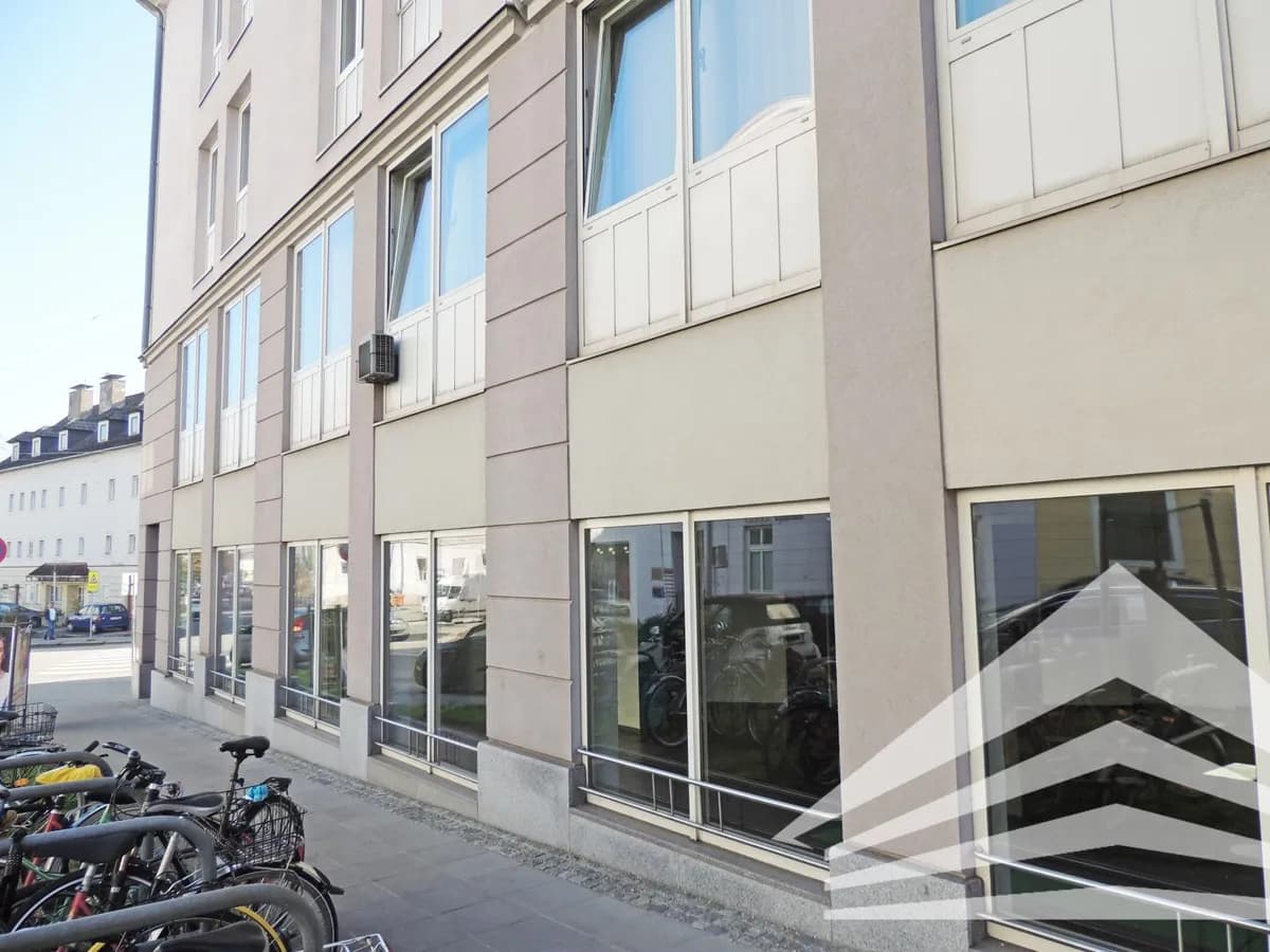 2-Zimmer-Gewerbeimmobilie mieten in Linz – 300 m², € 4.161 – Bild 5 von 9