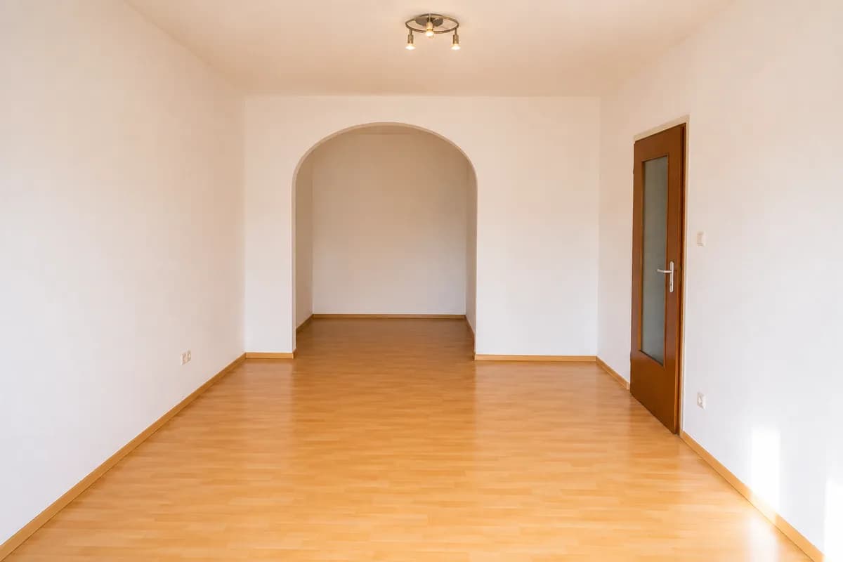 3-Zimmer-Wohnung mieten in Wien – 80 m², € 600 – Bild 2 von 9