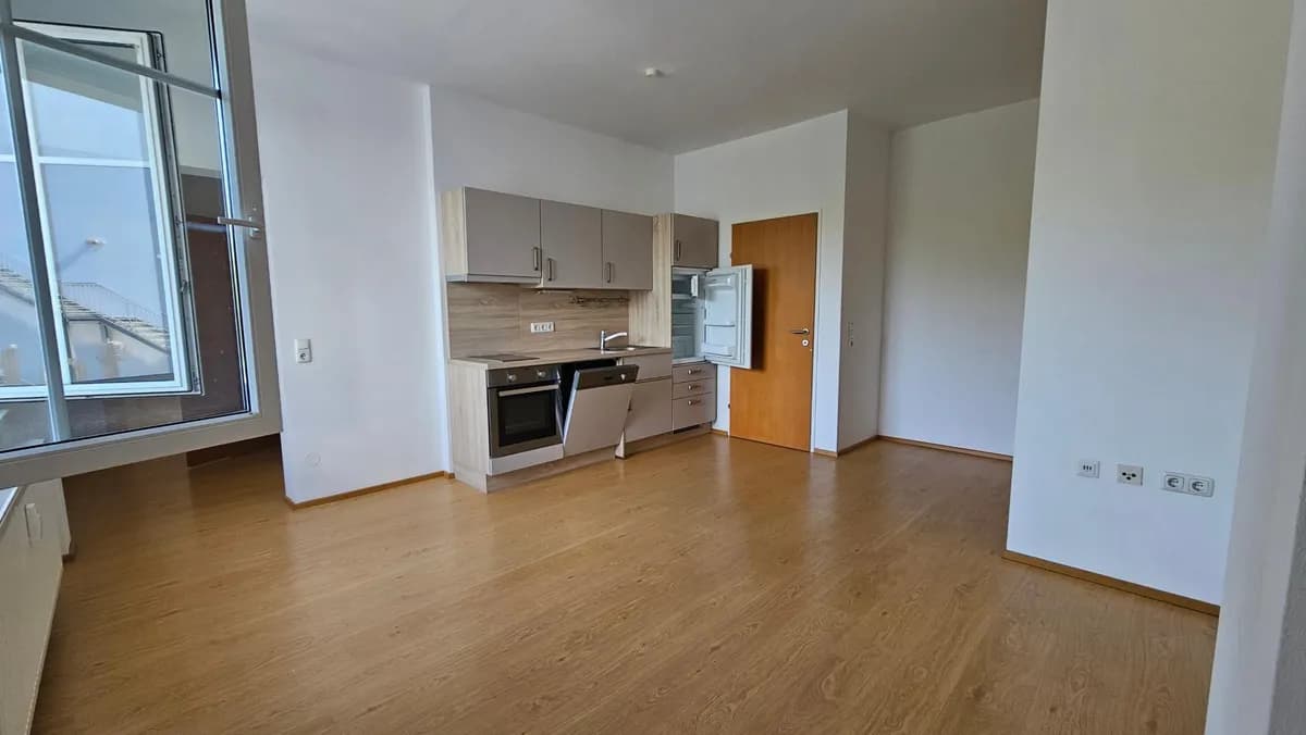 2-Zimmer-Wohnung mieten in Steyr – 47,97 m², € 552 – Bild 2 von 7