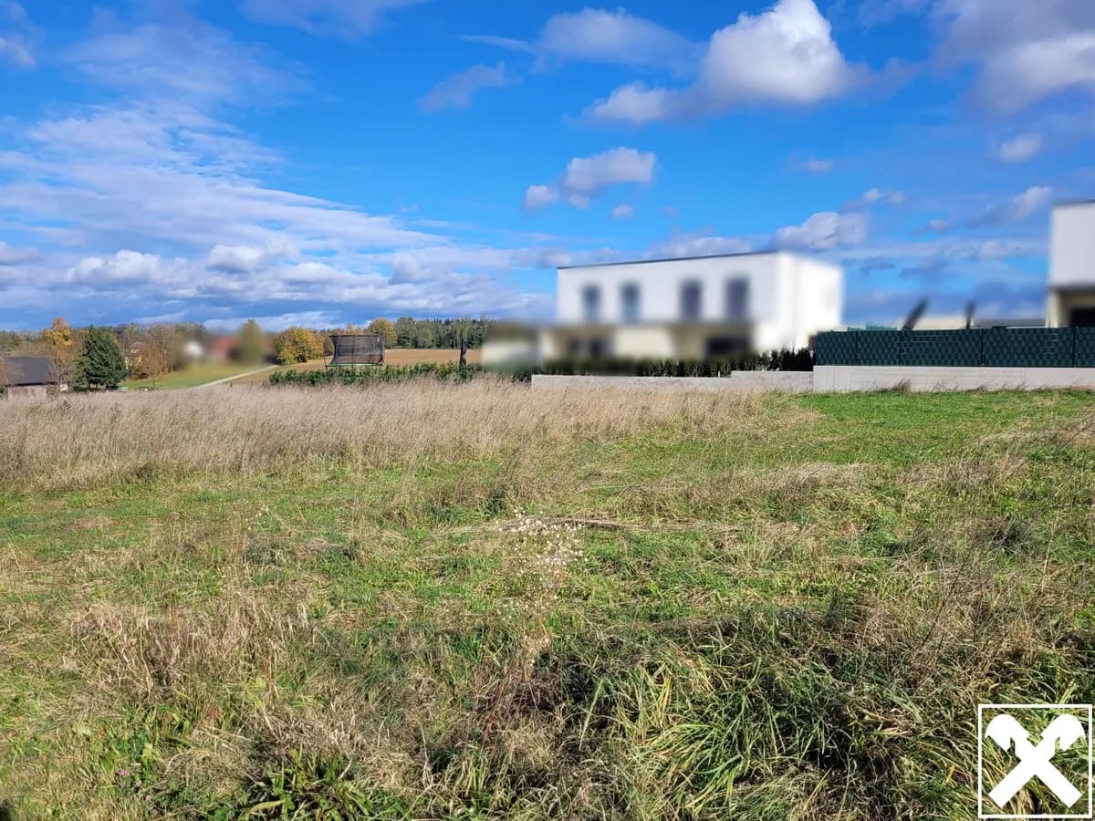 Grundstück kaufen in Linz Land – 738 m², € 230.000