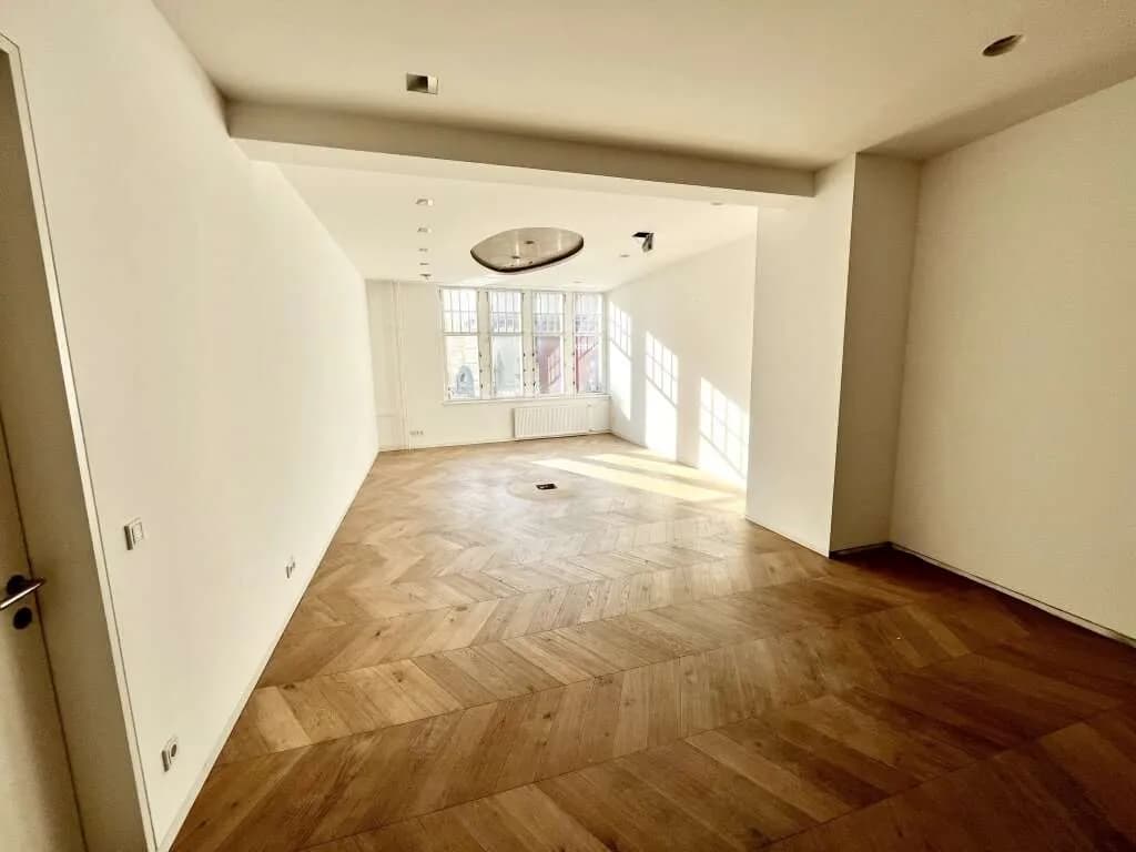5-Zimmer-Gewerbeimmobilie mieten in Wien – 222 m², € 5.978 – Bild 2 von 10